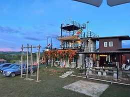 Yellowstone Cheewa View