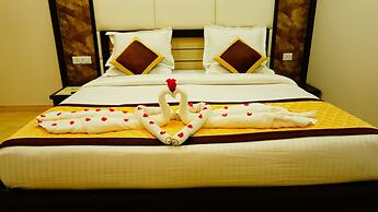 Hotel Golden Laurel Inn