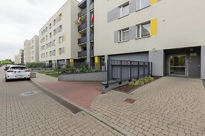 Comfy Apartment With Parking by Renters