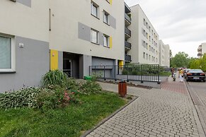 Comfy Apartment With Parking by Renters