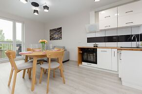 Comfy Apartment With Parking by Renters