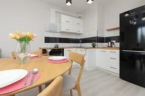 Comfy Apartment With Parking by Renters