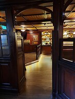 Coachmans Inn