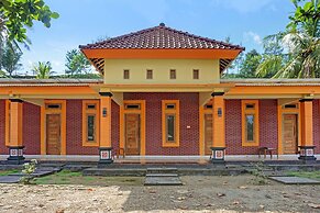 OYO Life 91988 Azka Homestay Klayar