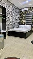 Chukzie Suites & Apartments
