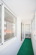 Liiiving - Downtown Balcony Apartment