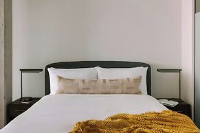 Sonder by Marriott Bonvoy Lambert Apartments Old Montreal