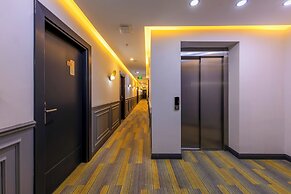 The Great Airport Hotel & Restaurant