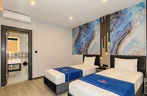 The Great Airport Hotel & Restaurant