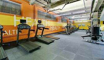 ASK FOR Discount-hip Vibrant 2BR Parking Wifi