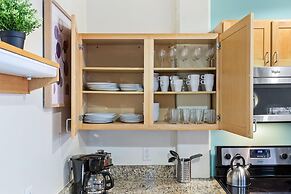 ASK FOR Discount-hip Vibrant 2BR Parking Wifi