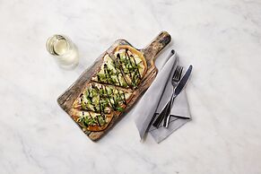 EVEN Hotel Austin Uptown Near The Domain by IHG