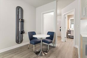 EVEN Hotel Austin Uptown Near The Domain by IHG