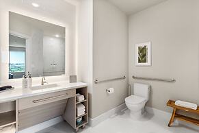 EVEN Hotel Austin Uptown Near The Domain by IHG