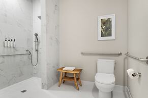 EVEN Hotel Austin Uptown Near The Domain by IHG