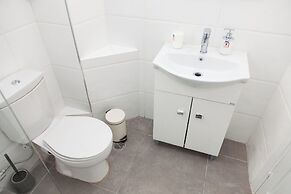 Brand New Modern apt in Central Athens