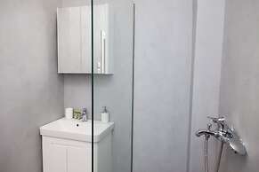 Brand New Modern apt in Central Athens