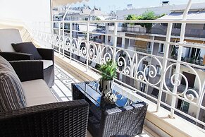 Brand New Modern apt in Central Athens