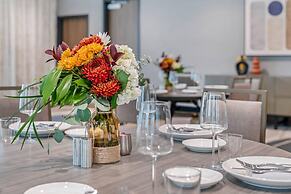 Cambria Hotel Austin Downtown