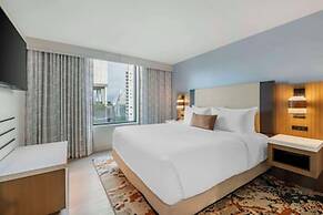 Cambria Hotel Austin Downtown