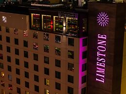 Cambria Hotel Austin Downtown