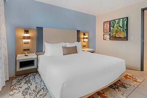 Cambria Hotel Austin Downtown