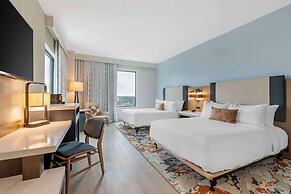 Cambria Hotel Austin Downtown