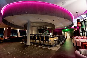 Cambria Hotel Austin Downtown