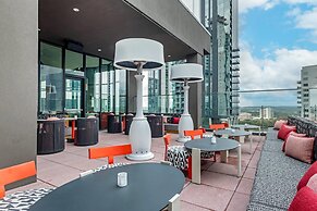 Cambria Hotel Austin Downtown