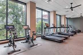 Cambria Hotel Austin Downtown