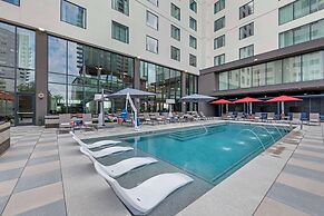 Cambria Hotel Austin Downtown