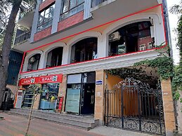 Karvi Hostel & Suites