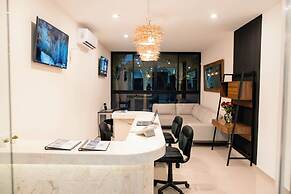 Hotel & Suites Yuca Ville
