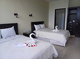Hotel & Suites Yuca Ville