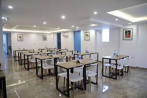 Hotel Elite 29 Golf Course Road