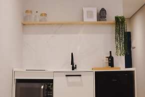 Apê Metrô Paraíso