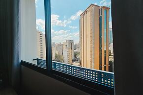 Apê Metrô Paraíso