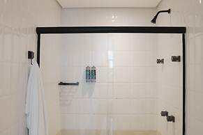 Apê Metrô Paraíso