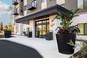 WaterWalk Extended Stay by Wyndham Jacksonville Deerwood Pk