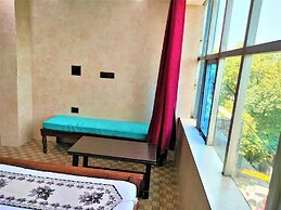 Shamim Residency Near Nizamuddin Dargah