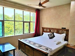 Shamim Residency Near Nizamuddin Dargah