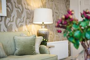 Elegant Home in Aberdeen