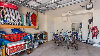 Decked Out On Marbury 4 Bedroom Home by RedAwning