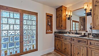 Decked Out On Marbury 4 Bedroom Home by RedAwning