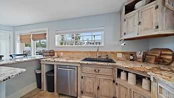 Decked Out On Marbury 4 Bedroom Home by RedAwning