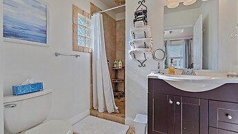 Decked Out On Marbury 4 Bedroom Home by RedAwning