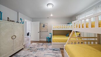 Decked Out On Marbury 4 Bedroom Home by RedAwning