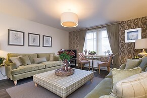 Charming Home Near Aberdeen City