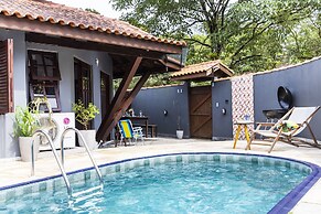 Casa Charmosa com Piscina - Barra do Una