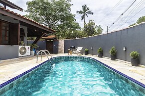 Casa Charmosa com Piscina - Barra do Una